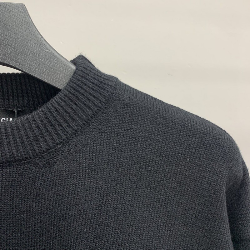 Ba*len*cia*ga BLCG armband sweater