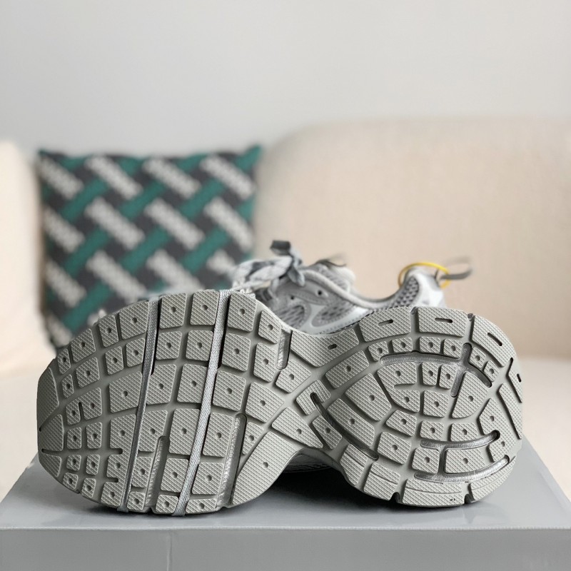 Ba*len*cia*ga Runner Sneakers