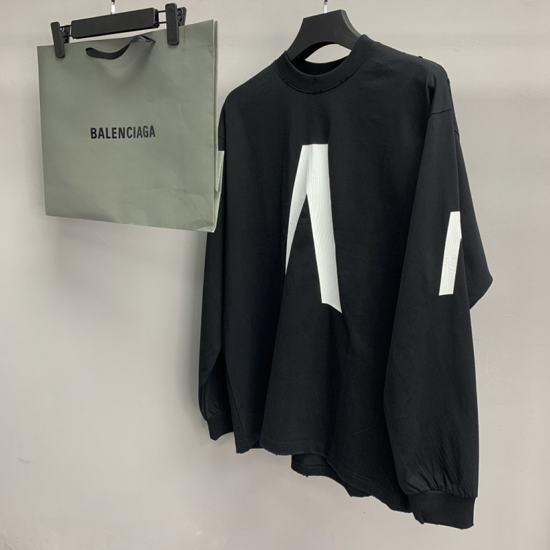 Ba*len*cia*ga V long sleeve T-shirt