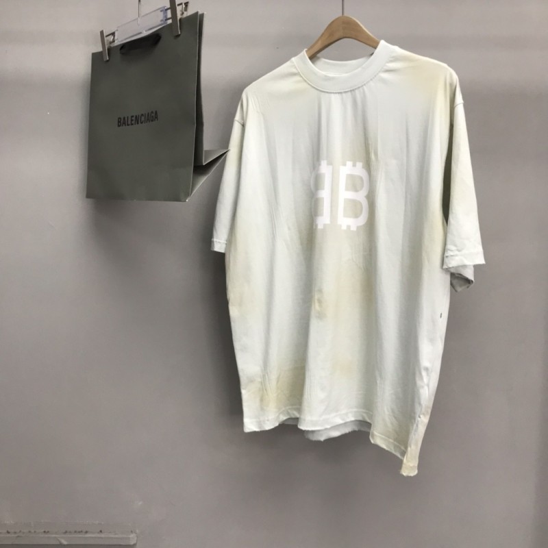 Ba*len*cia*ga BB Industrial Cement Painted T-Shirt
