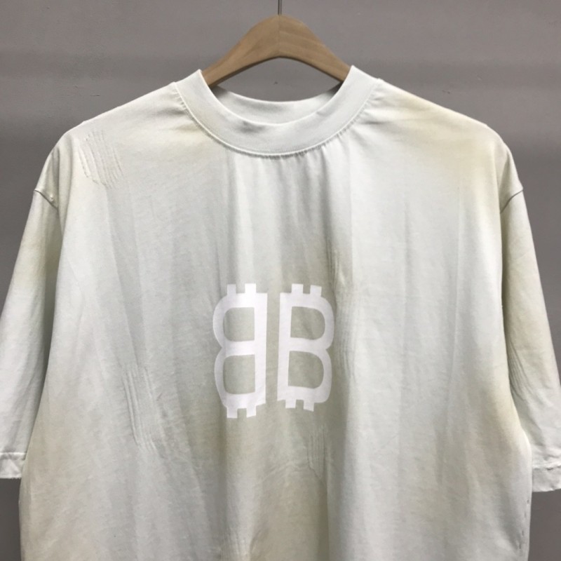 Ba*len*cia*ga BB Industrial Cement Painted T-Shirt