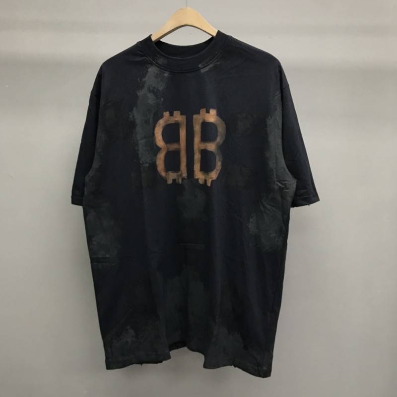 Ba*len*cia*ga BB Industrial Cement Painted T-Shirt