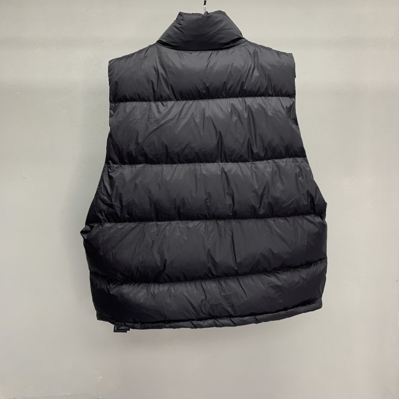 Ba*len*cia*ga reflective down vest