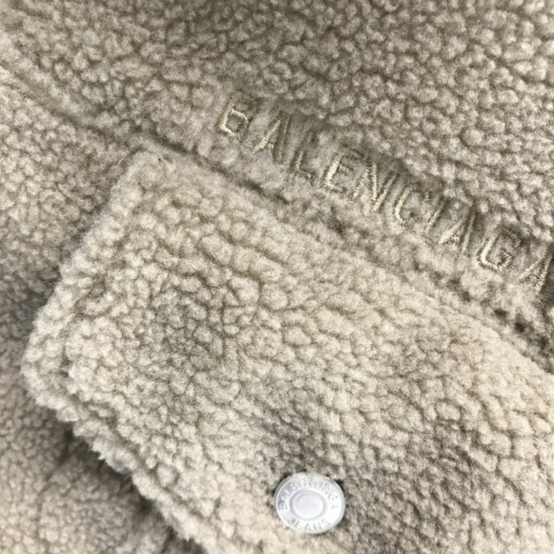 Ba*len*cia*ga lettered lambswool jacket