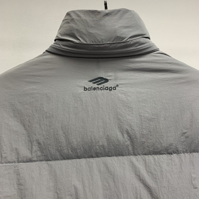 Ba*len*cia*ga embroidered down jacket