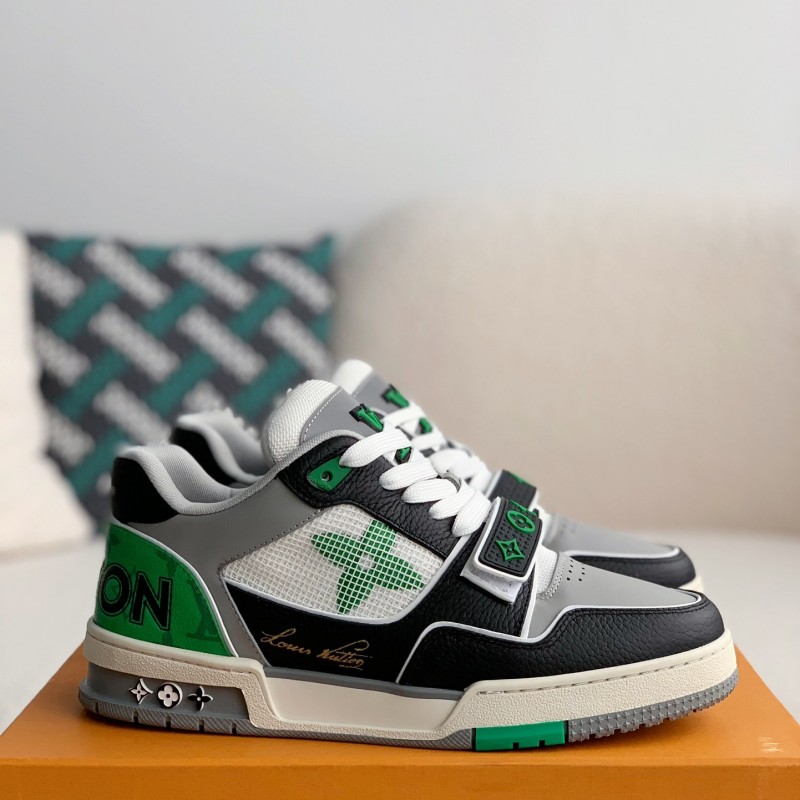 L0*is V*t0n TRAINER Sneakers