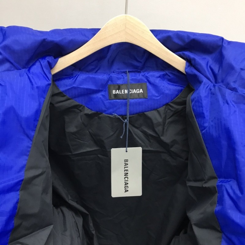 Ba*len*cia*ga irregular down jacket