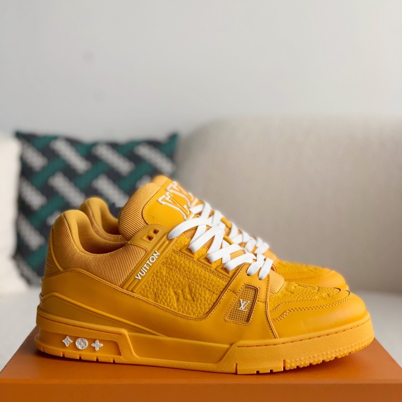 L0*is V*t0n TRAINER Sneakers