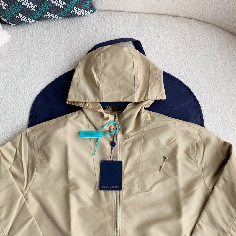 L0*is V*t0n Jackets