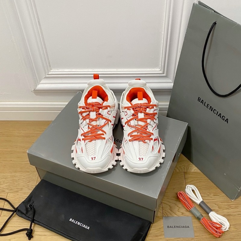 Ba*len*cia*ga sneakers