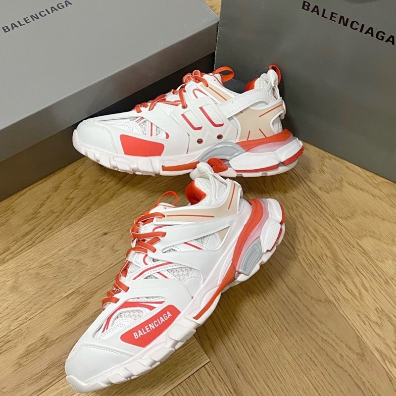 Ba*len*cia*ga sneakers