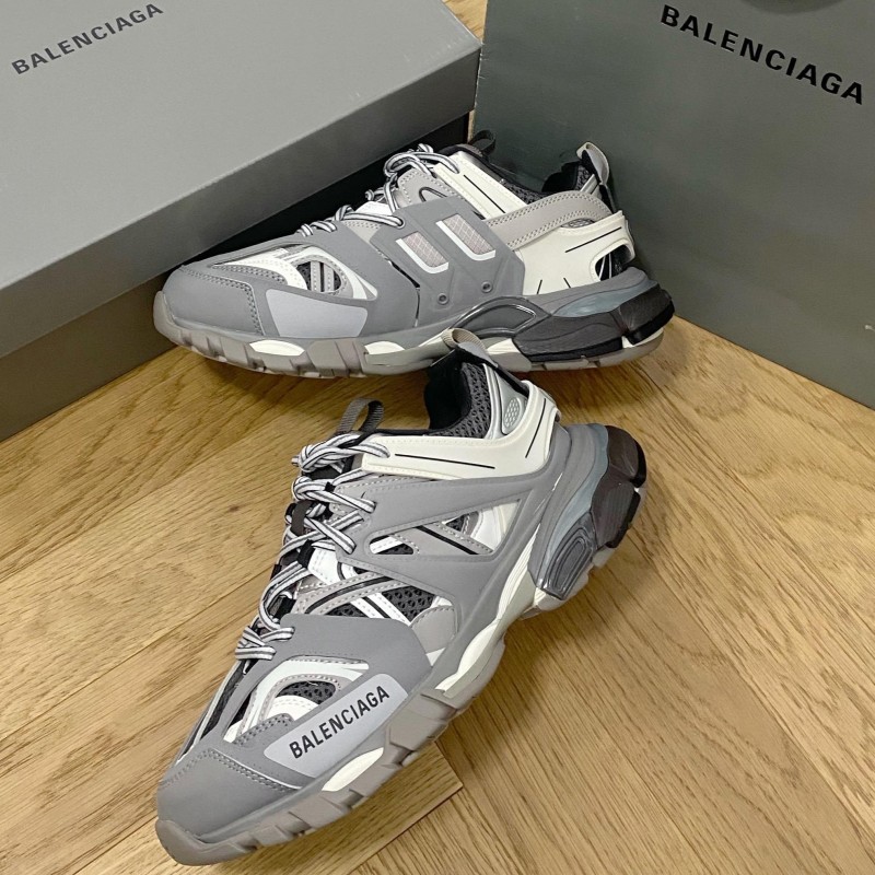 Ba*len*cia*ga sneakers