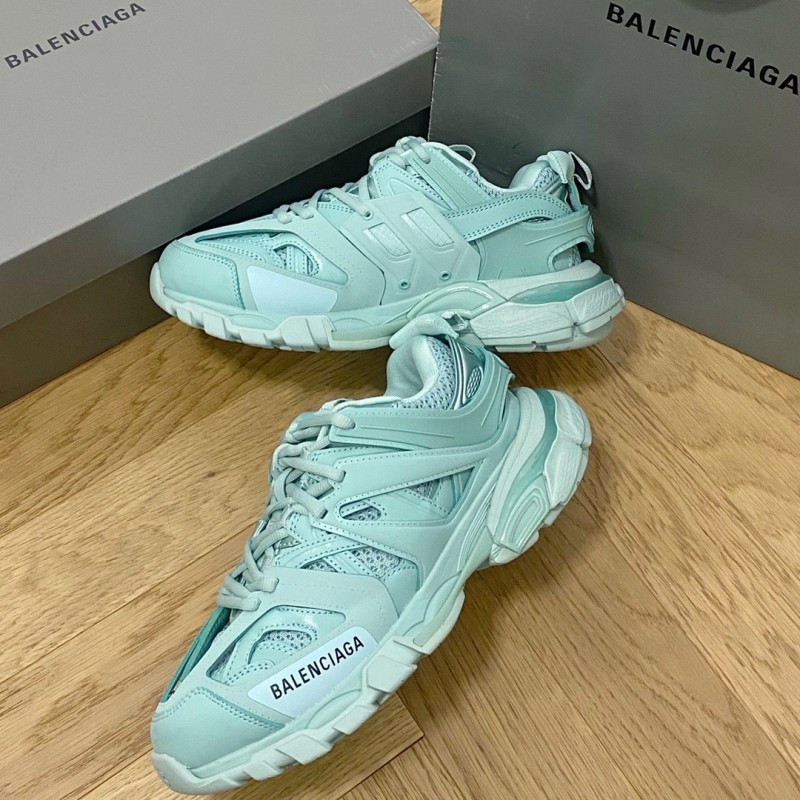 Ba*len*cia*ga sneakers