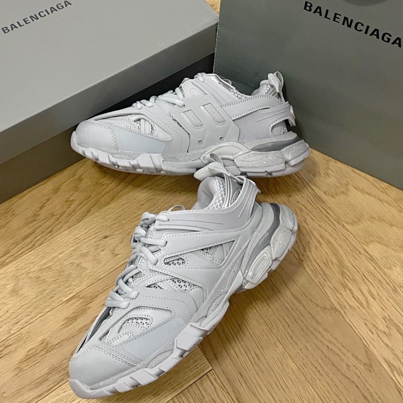 Ba*len*cia*ga sneakers
