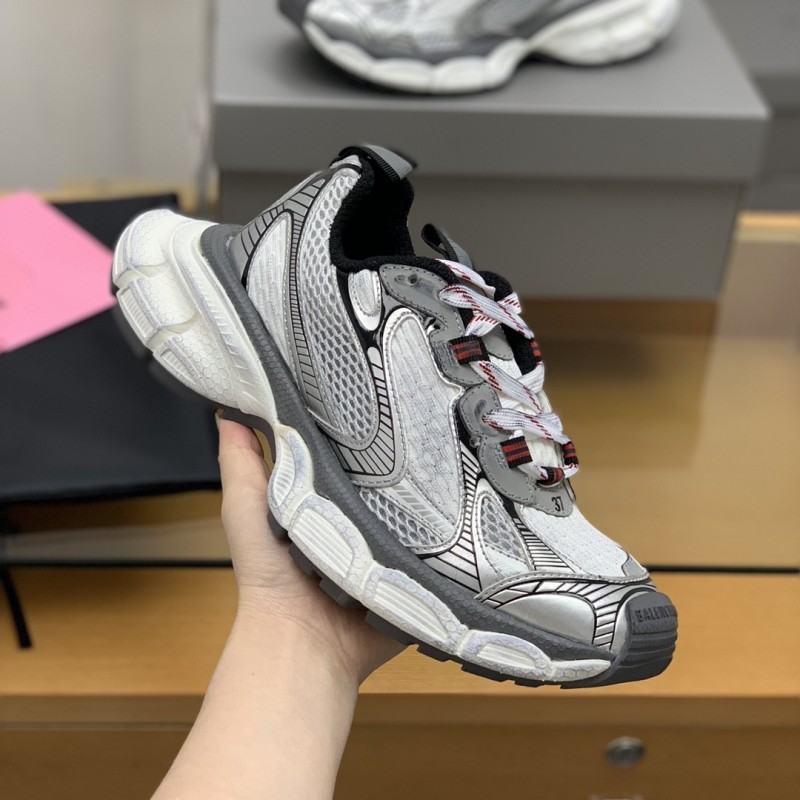 Ba*len*cia*ga sneakers