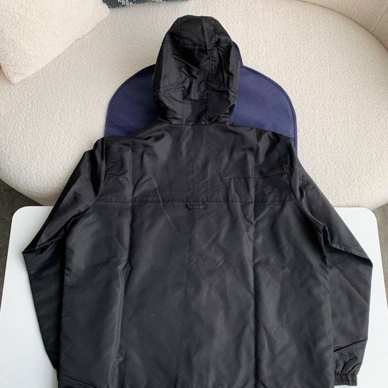 L0*is V*t0n Jackets