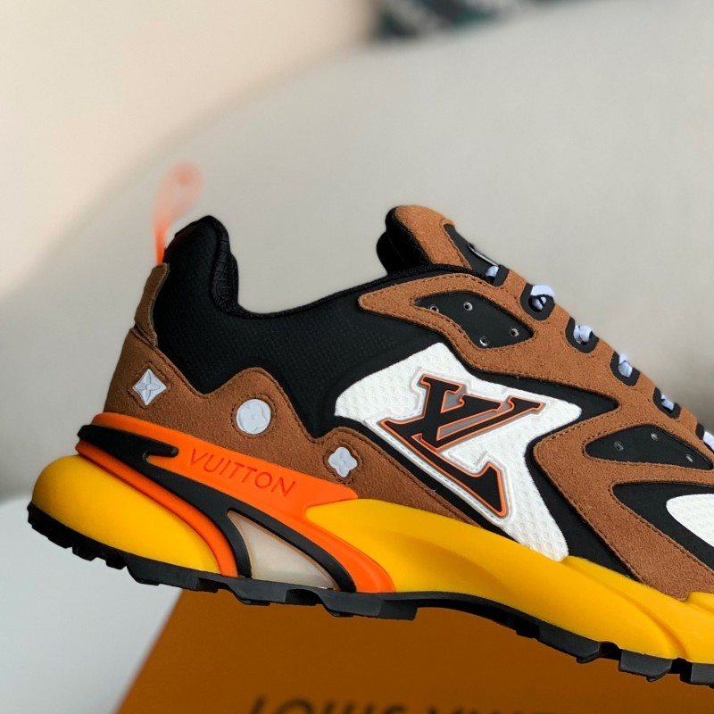 L0*is V*t0n Runner Tatic Sneakers