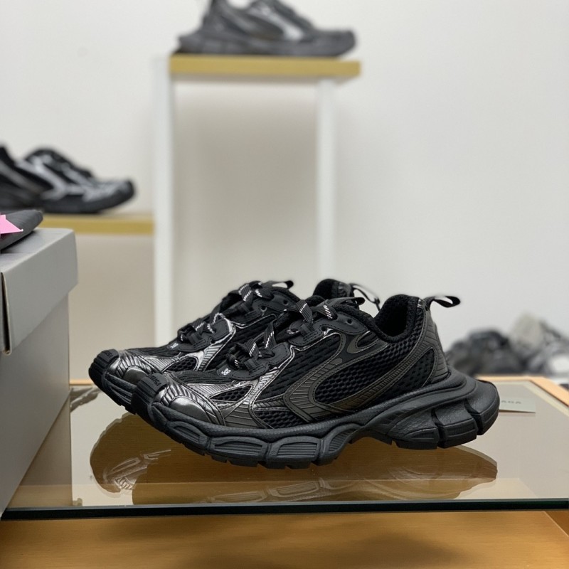 Ba*len*cia*ga sneakers