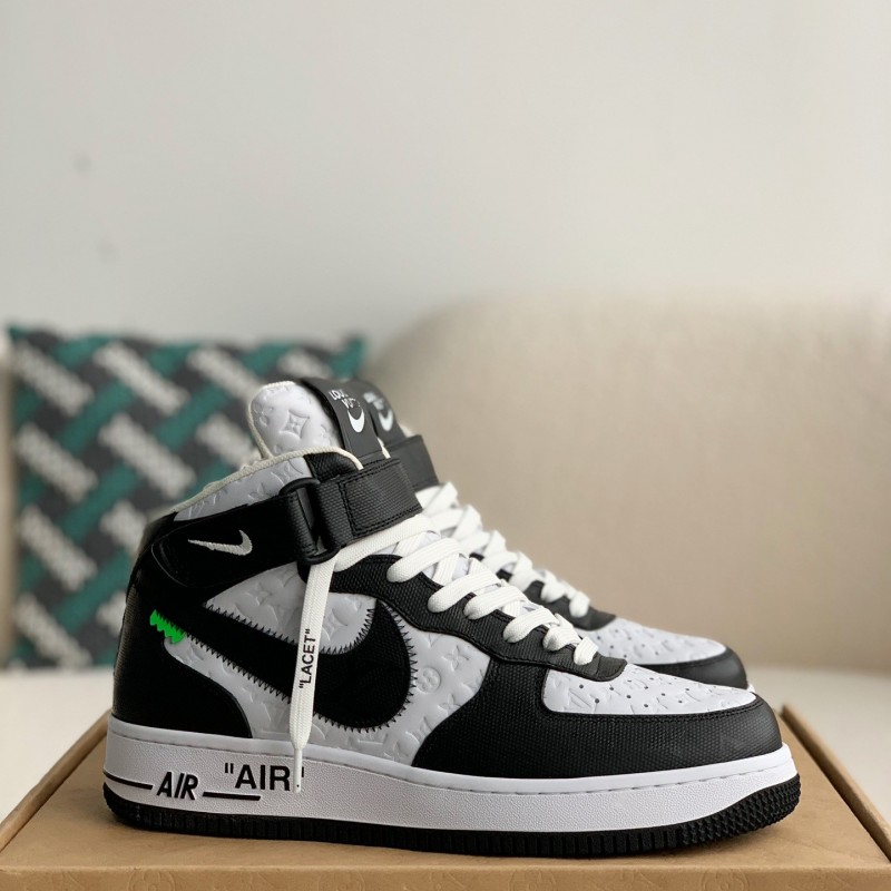 L0*is V*t0n   SNEAKERS