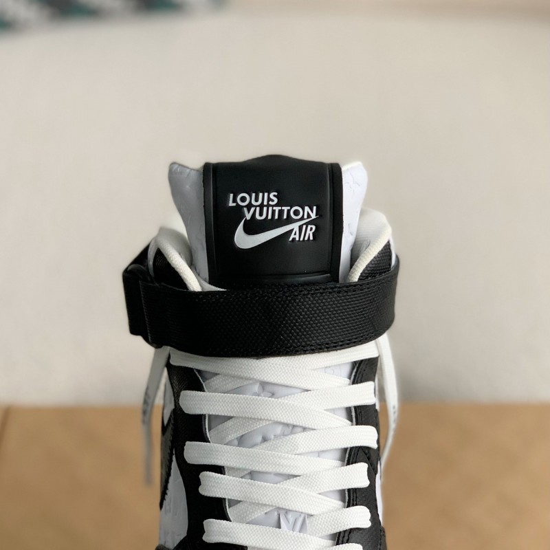 L0*is V*t0n   SNEAKERS
