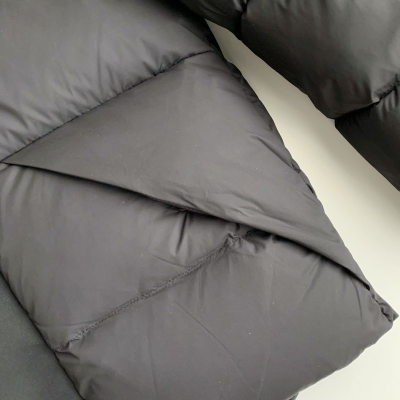 Moncler Montbeliard down jacket