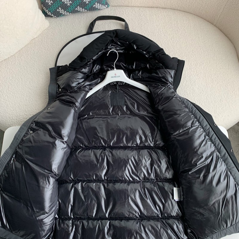 Moncler Montbeliard down jacket