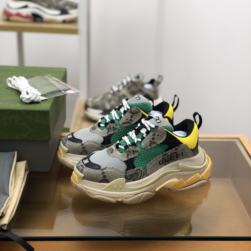 Ba*len*cia*ga sneakers