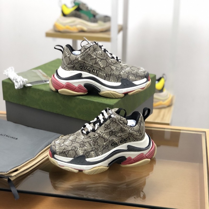 Ba*len*cia*ga sneakers