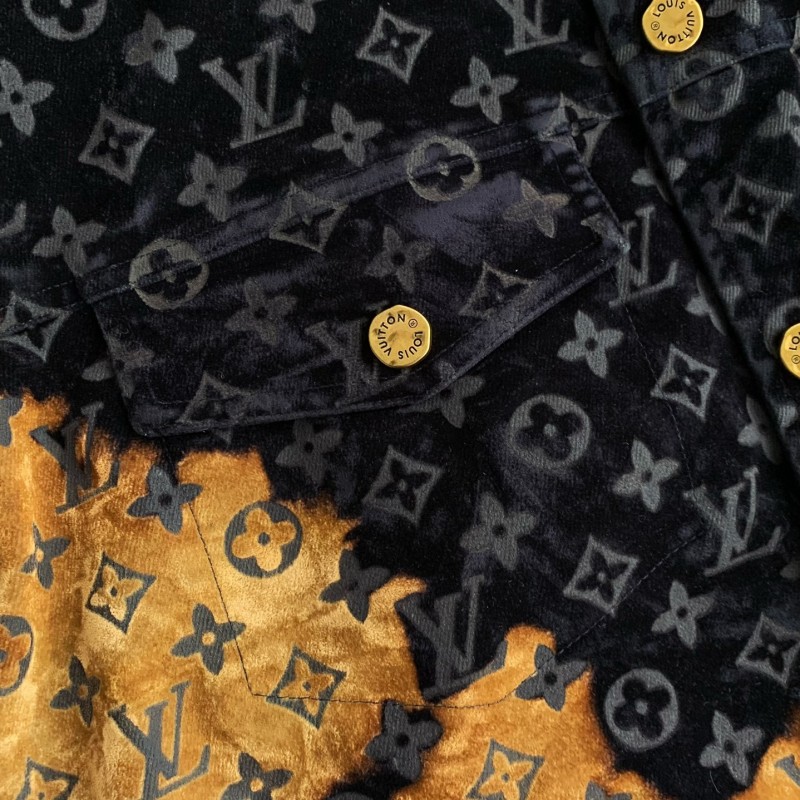 L0*is V*t0n Jackets