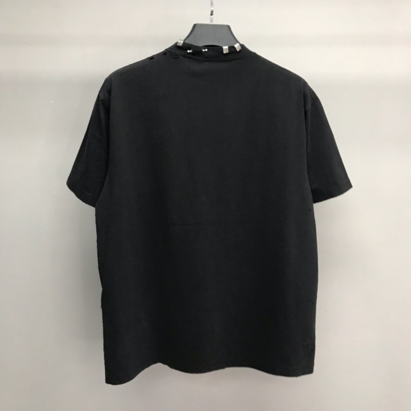 Ba*len*cia*ga neckline hardware perforated T-shirt