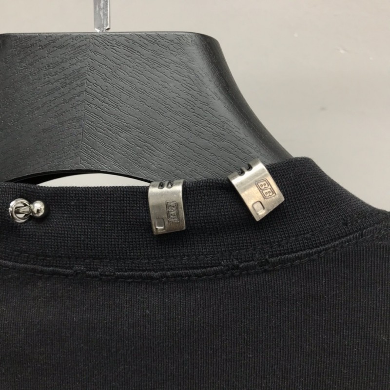 Ba*len*cia*ga neckline hardware perforated T-shirt