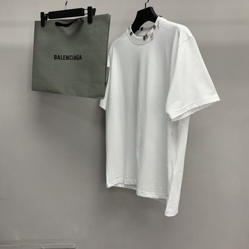 Ba*len*cia*ga neckline hardware perforated T-shirt