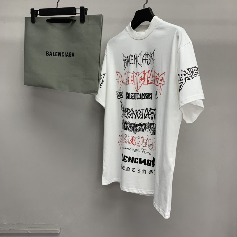 Ba*len*cia*ga doodle year of the Dragon Alphabet T-shirt