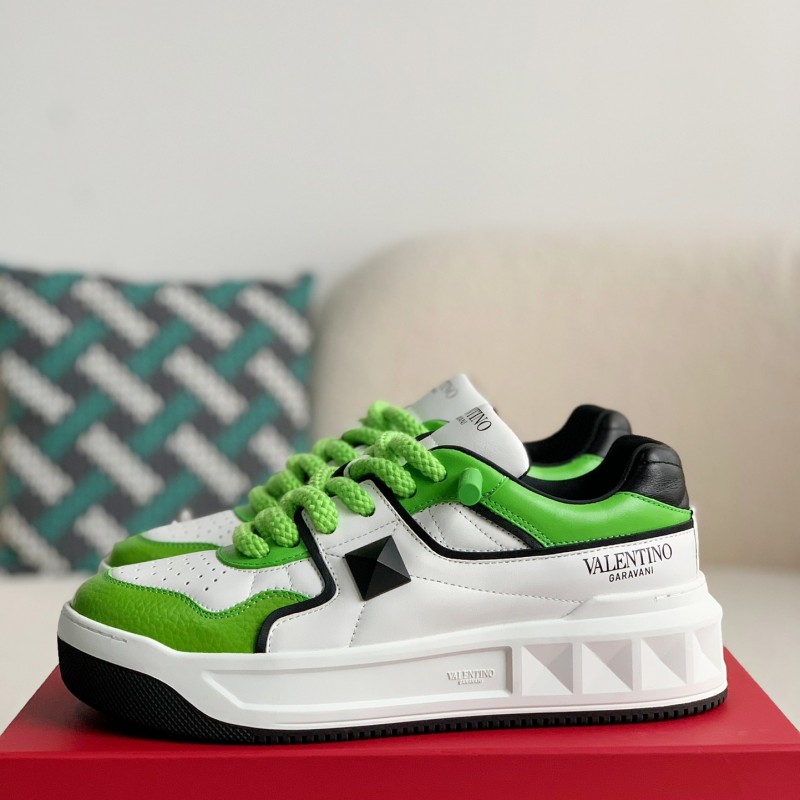 va*t*no One Stud Sneakers