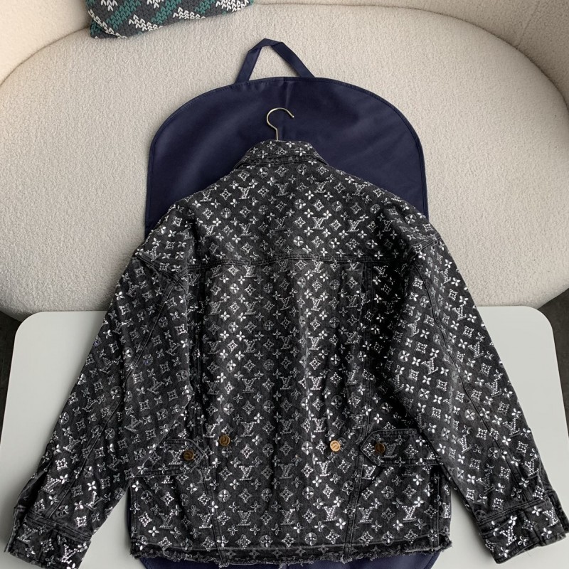 L0*is V*t0n Jackets