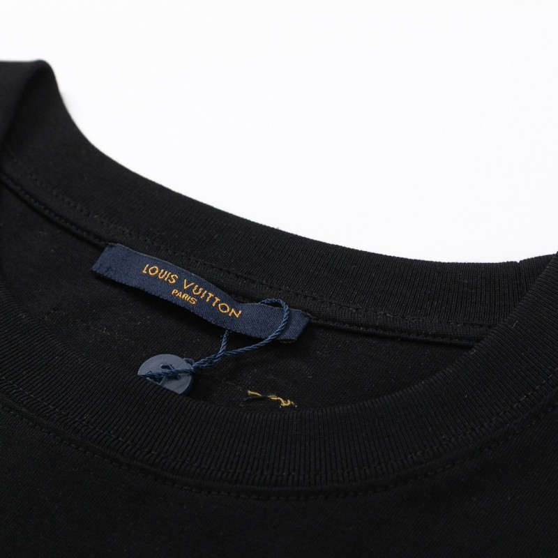 L0*is V*t0n Logo lettering T-shirt with 23SS neckline