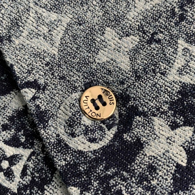 L0*is V*t0n Shirts