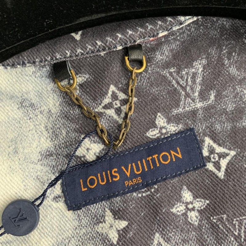 L0*is V*t0n Shirts