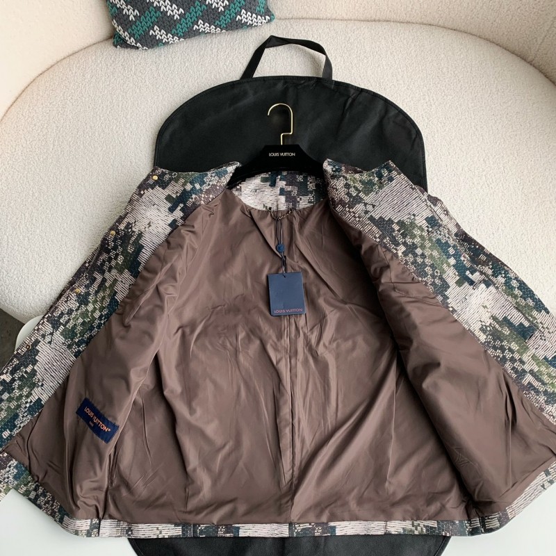 L0*is V*t0n  Jackets