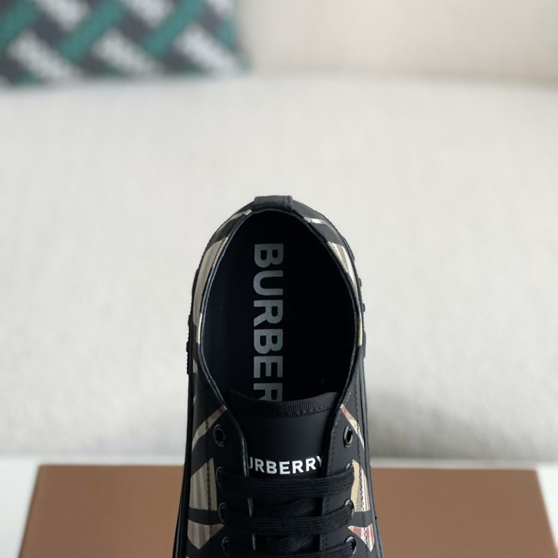 B**rry Low cut casual sports shoes