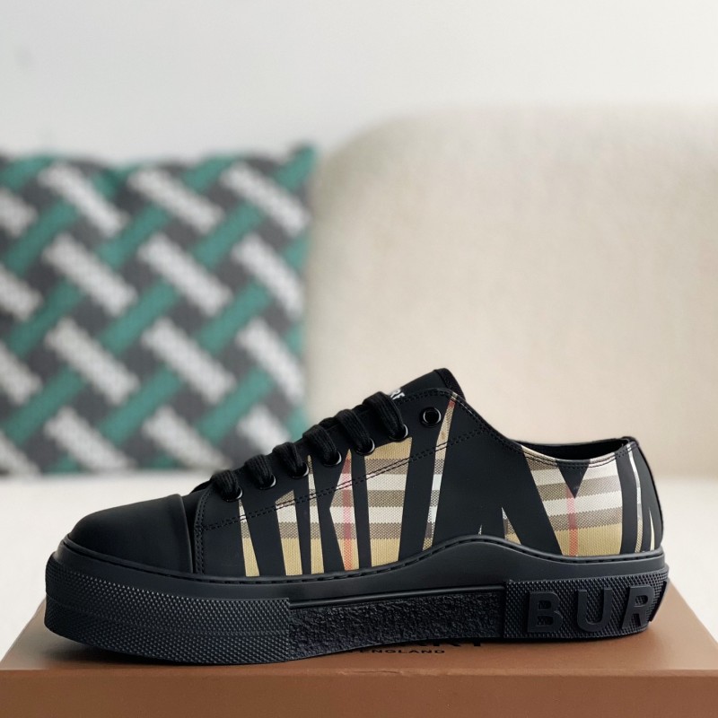 B**rry Low cut casual sports shoes
