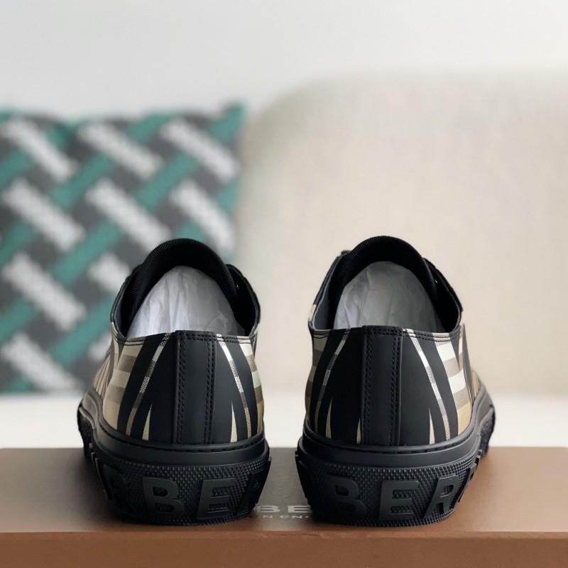 B**rry Low cut casual sports shoes