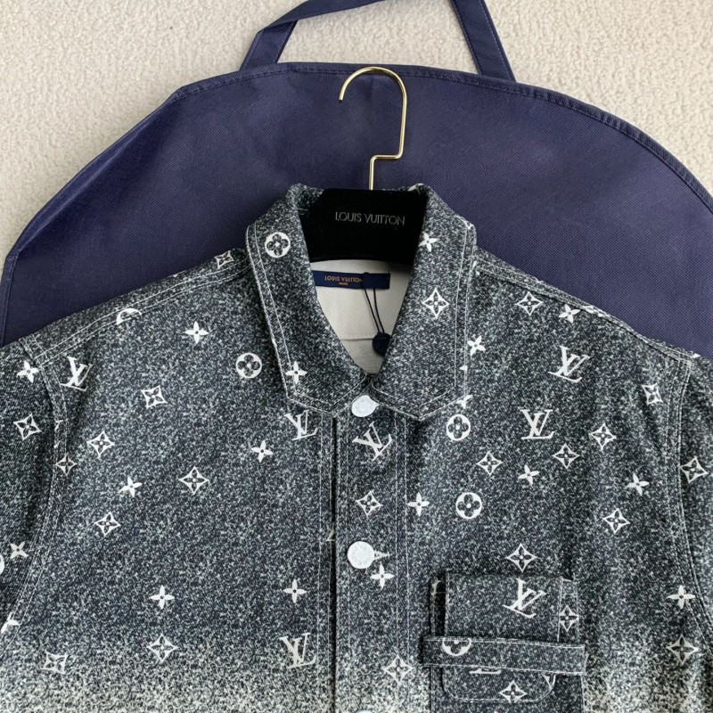 L0*is V*t0n Jackets