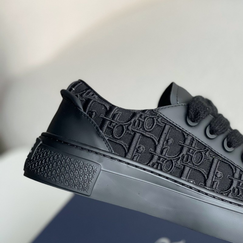 D*0r  Sneaker