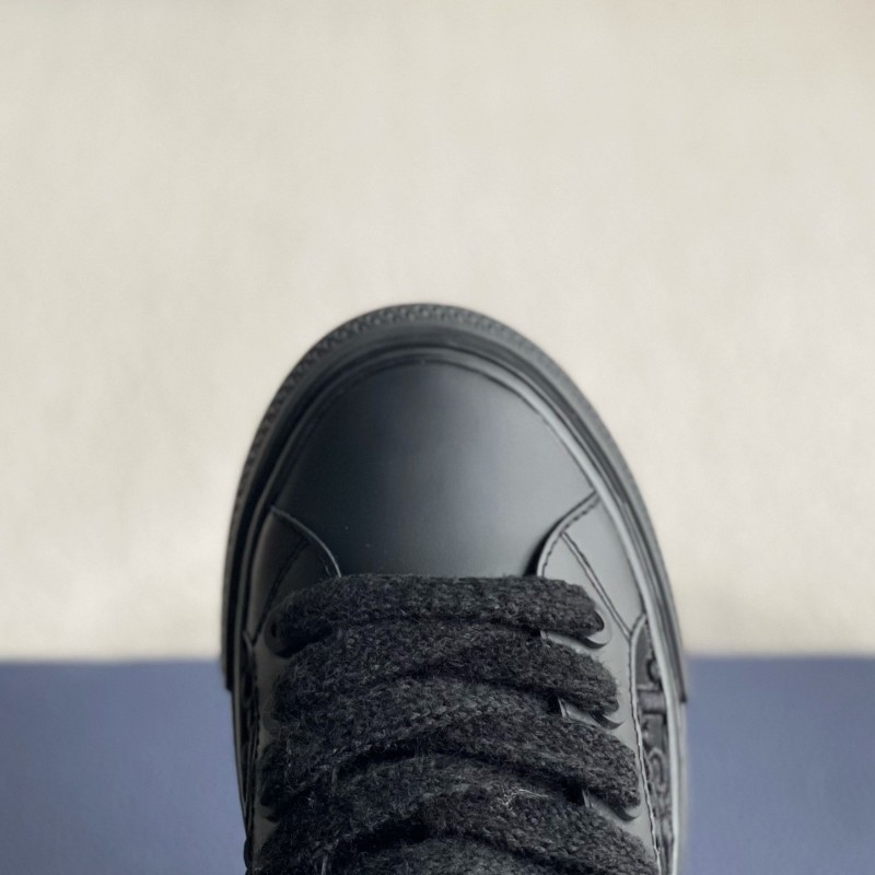 D*0r  Sneaker