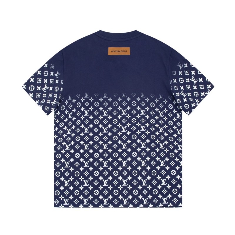 L0*is V*t0n 230,000 new T-shirts for spring and summer