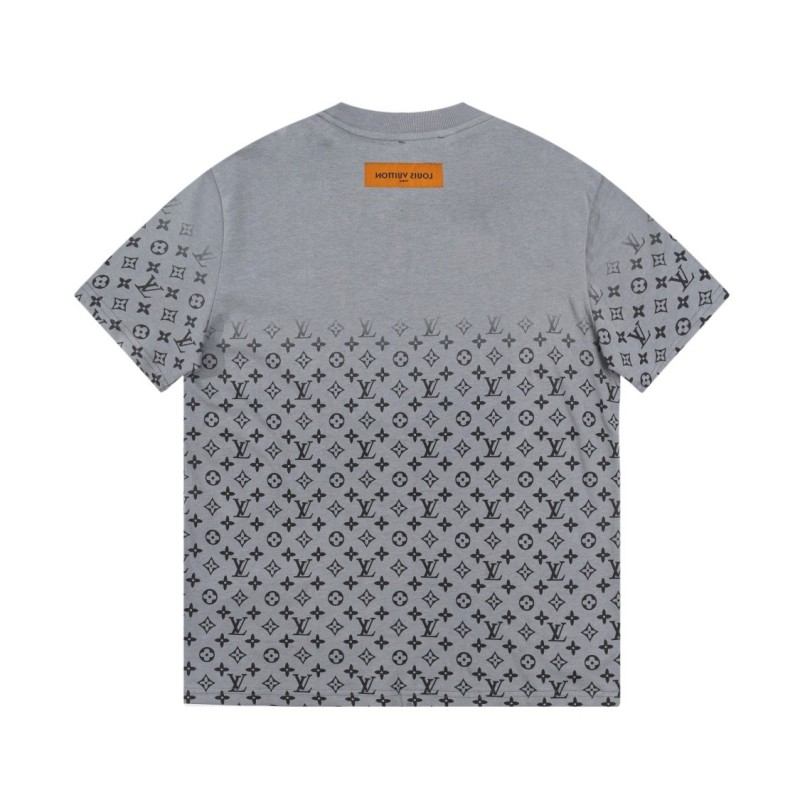 L0*is V*t0n 230,000 new T-shirts for spring and summer