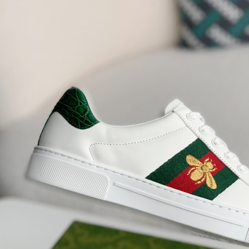 G*u*i Sneakers
