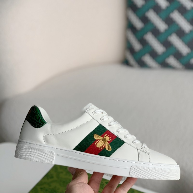 G*u*i Sneakers