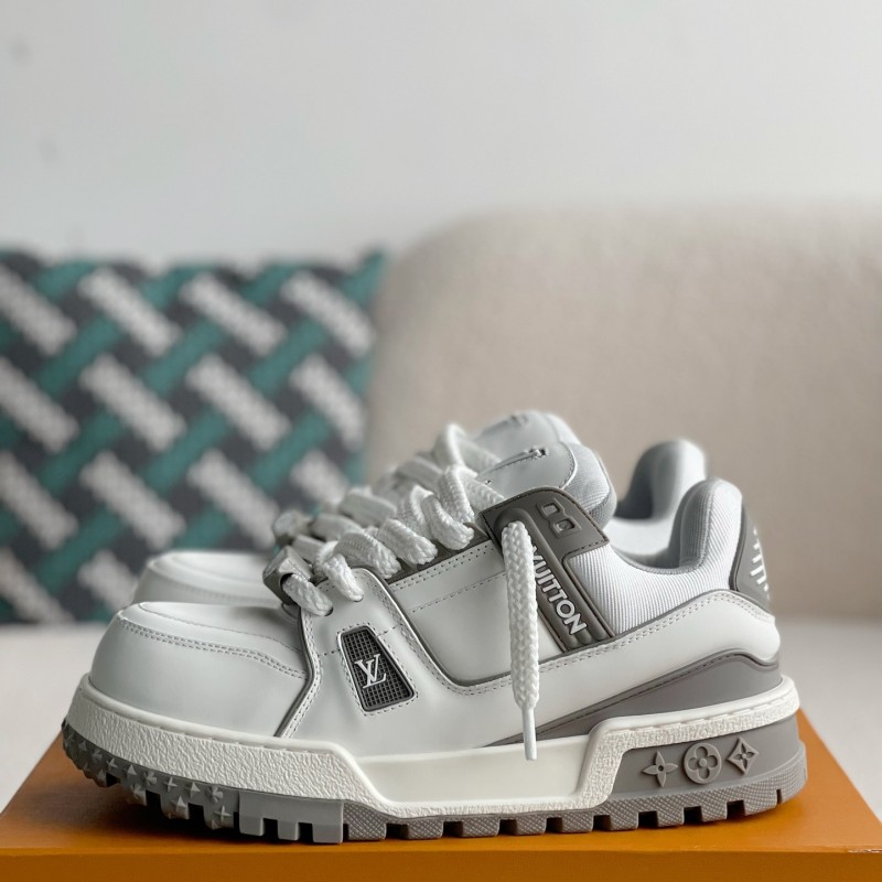 L0*is V*t0n TRAINER MAXI  SNEAKERS